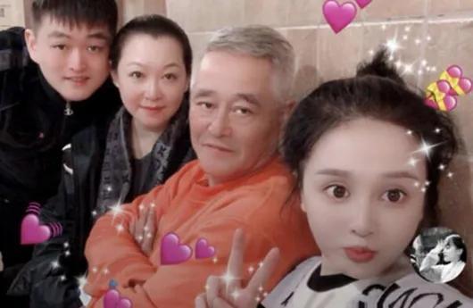 哪個(gè)男明星睡粉絲最多，睡粉絲的男明星？