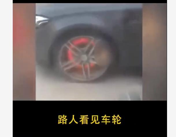 晚上開車小視頻10秒在車內，夜間自己開車的視頻？