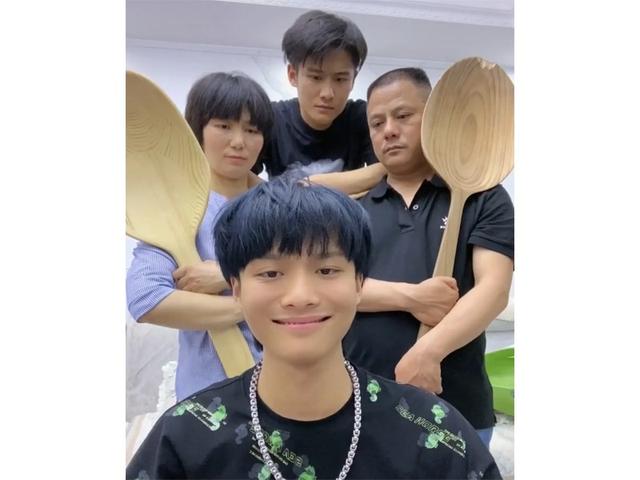 全國(guó)粉絲排行榜第一名男明星，全國(guó)粉絲排行榜第一名網(wǎng)紅