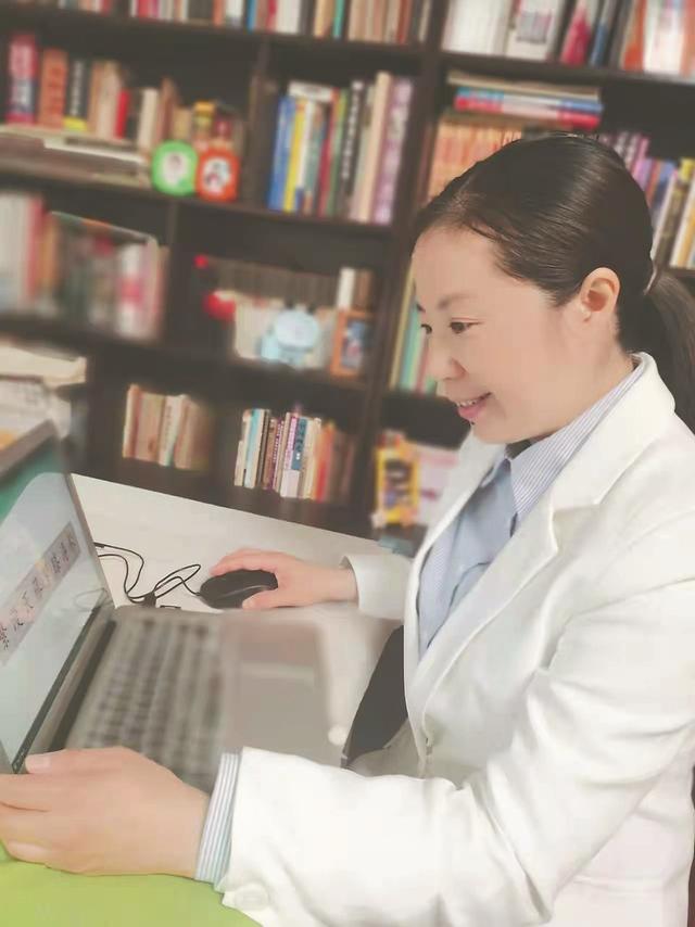 班級小管家體溫打卡怎么用，班級小管家小程序怎么使用家長？