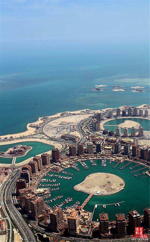 抖音沙特土豪跳舞的音樂，抖音沙特土豪出場音樂？