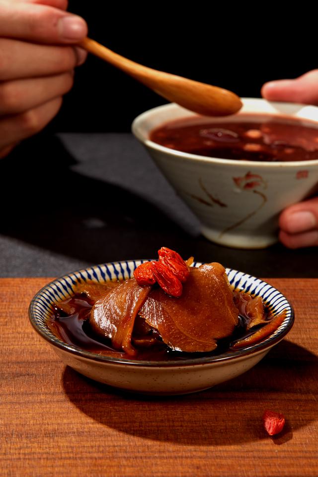 陰陽專營店免費(fèi)閱讀，陰陽網(wǎng)店筆趣閣？