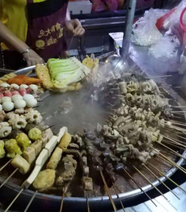 開麻辣燙店賺錢嗎知乎，開麻辣燙店賺錢嗎利潤(rùn)空間大嗎？