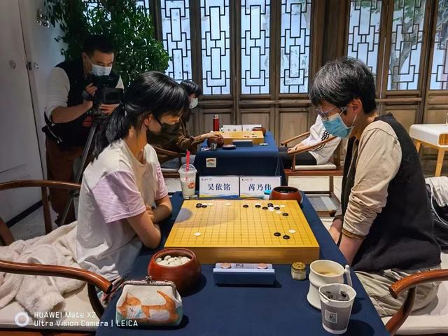 今天圍棋比賽直播視頻直播，新浪圍棋直播間在線直播視頻？