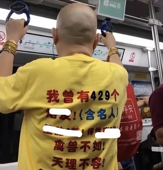 電腦開直播需要些什么設(shè)備（手機(jī)開直播需要些什么設(shè)備）