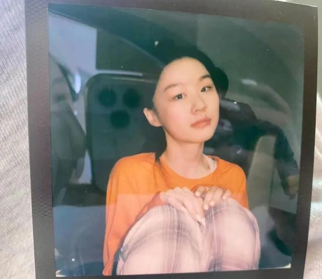 李佳琦金靖直播在線觀看，李佳琦金靖最新直播視頻回放