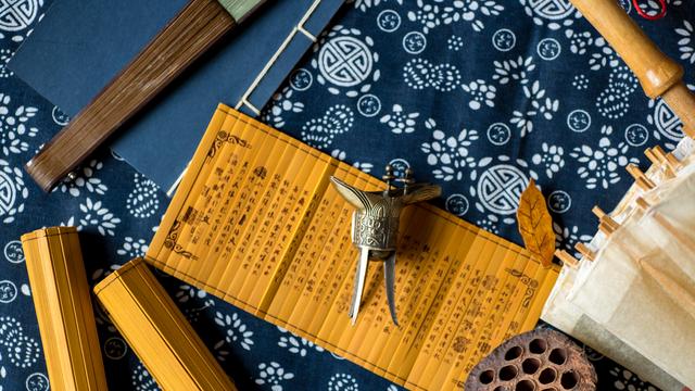 喝酒圖片大全真實(shí)照片，喝酒圖片大全真實(shí)照片_一個(gè)人？