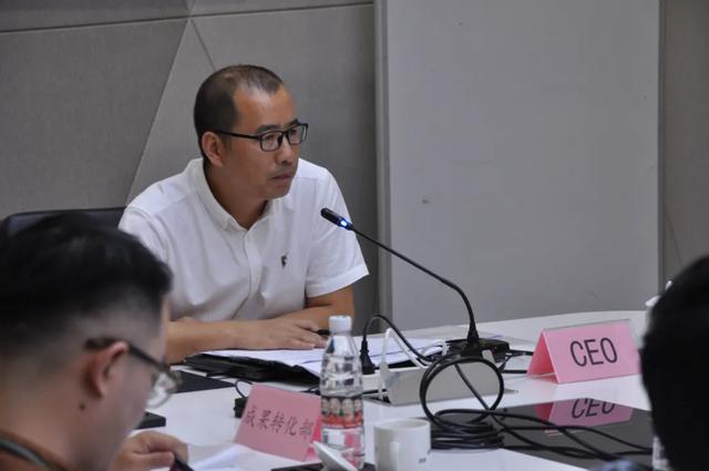 大學(xué)生創(chuàng)業(yè)畫(huà)布作業(yè)模板，大學(xué)生創(chuàng)業(yè)畫(huà)布作業(yè)模板知乎？