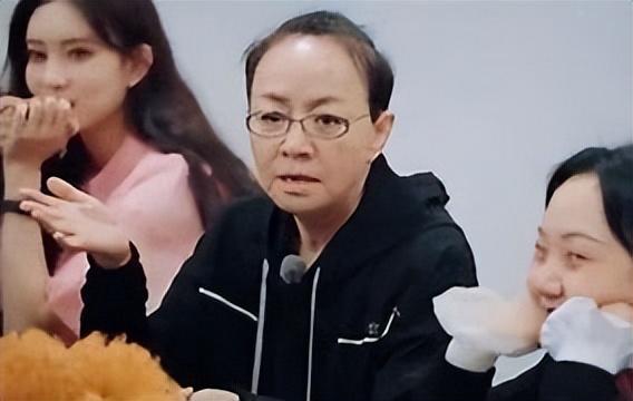 微博粉絲最多的明星排行榜，微博粉絲最多的明星排行榜2022年
