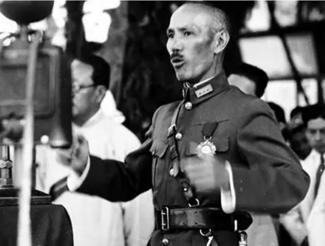 穿越成為川軍少帥的小說(shuō)，重生成川軍的小說(shuō)？