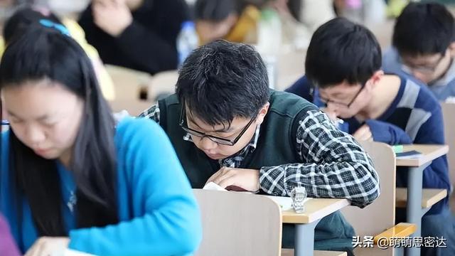 現(xiàn)在比較容易賺錢的行業(yè)，干什么行業(yè)能掙錢快？
