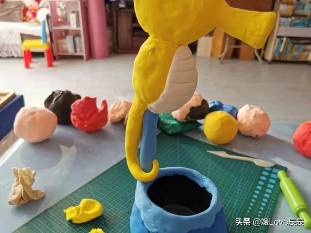 00種簡(jiǎn)單粘土造型視頻（100種簡(jiǎn)單粘土造型食品）"