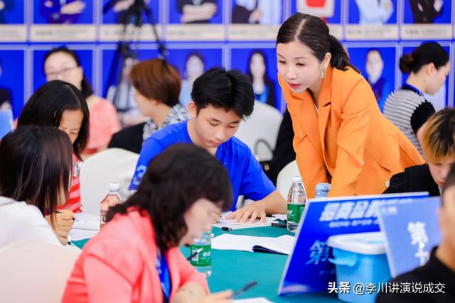 美睫拓客方案閨蜜卡，美睫拓客方案設(shè)計(jì)？