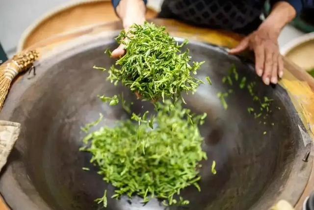 茶葉店怎么做生意（做茶葉生意注意什么）