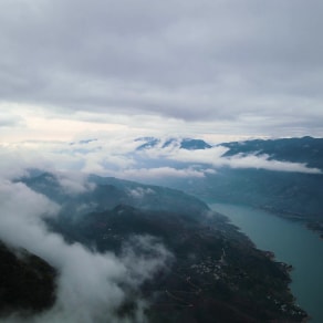 微信朋友圈背景動態(tài)圖怎么設置，微信朋友圈背景動態(tài)圖怎么設置蘋果？