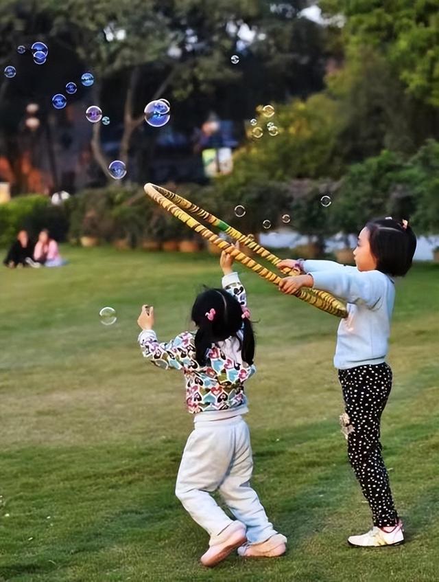 微信怎么發(fā)不帶圖片的朋友圈兒，微信里怎么發(fā)不帶圖片的朋友圈？