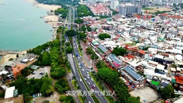 適合海邊的句子發(fā)朋友圈短句搞笑，適合在海邊發(fā)朋友圈的句子？