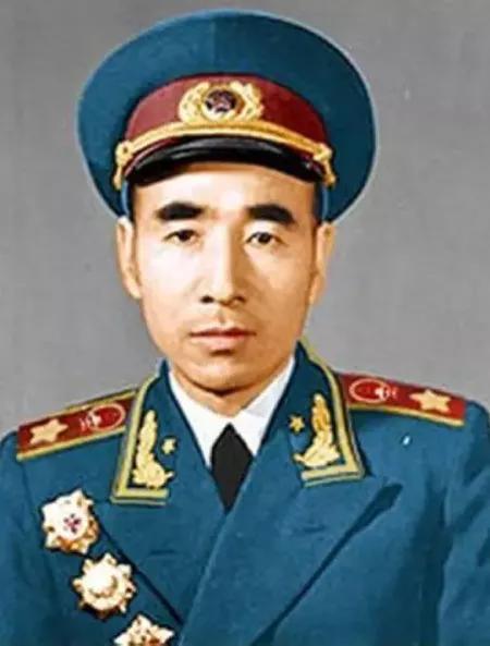中國偉人排名榜前十名（中國偉人榜前100名）