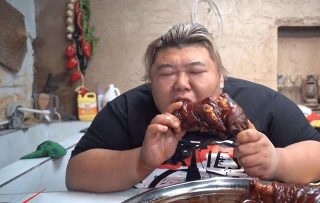 8年屬猴的適合做生意嗎，68年屬猴做什么生意好？"