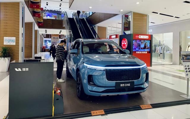 想買(mǎi)車(chē)去應(yīng)聘汽車(chē)銷(xiāo)售怎么樣_（做汽車(chē)銷(xiāo)售面試前要做什么準(zhǔn)備）
