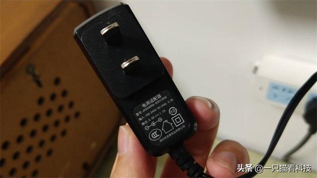 能看私人頻道的電視盒子直播軟件下載安裝（電視盒子可以看直播的軟件）