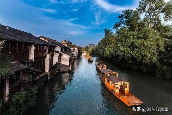 說走就走的旅行朋友圈說什么好，說走就走的旅行搞笑說說？