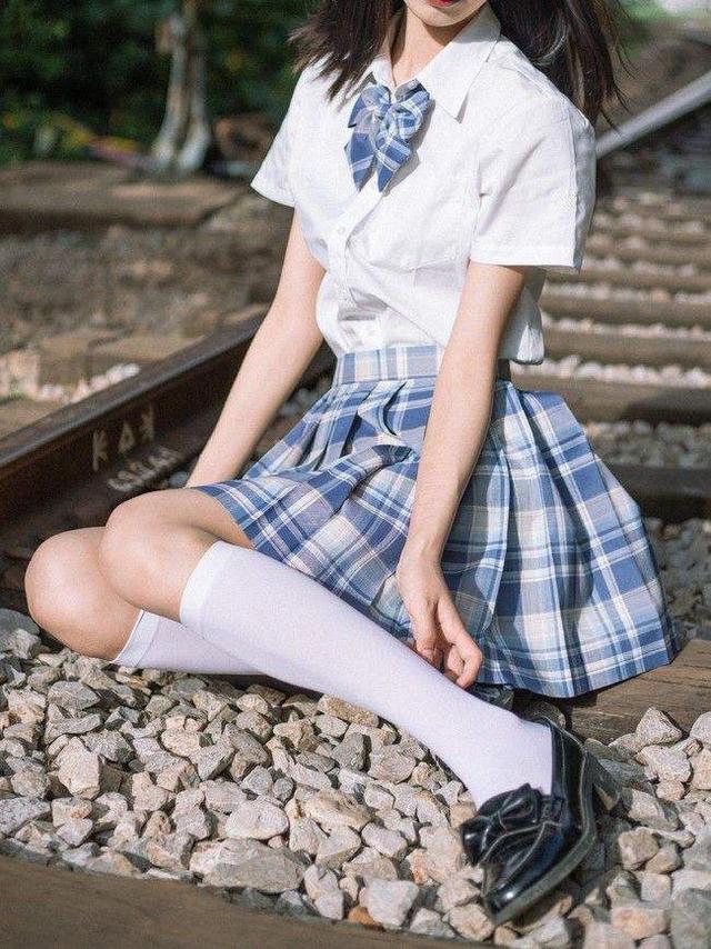 陪人聊天能賺錢的軟件，可以陪別人聊天賺錢的軟件下載？