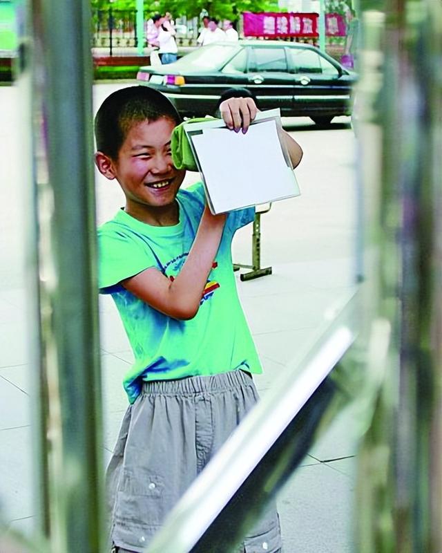 蘇劉溢現(xiàn)在在哪里工作（蘇劉溢百度百科）