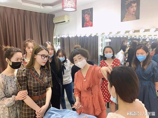 匠心紋繡培訓(xùn)地址在哪里怎么樣（匠心紋繡培訓(xùn)去哪里）