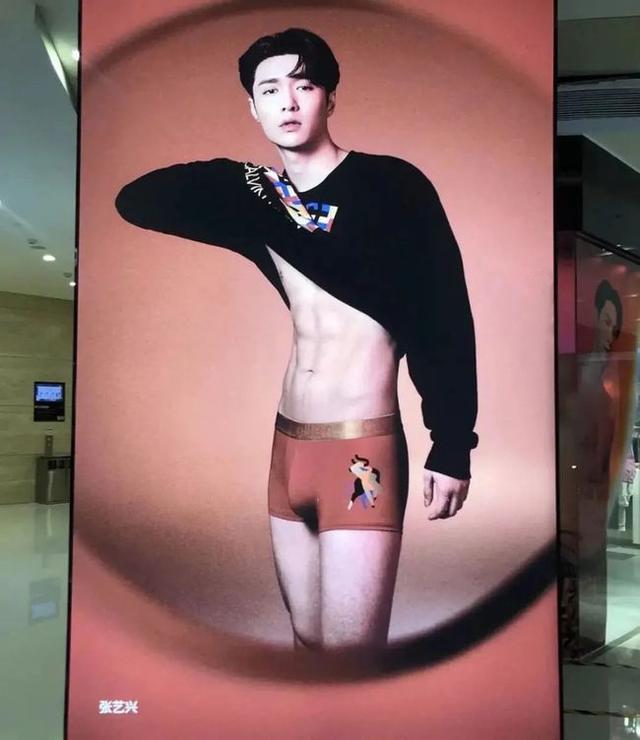 腹肌真實發(fā)朋友圈圖片大全，發(fā)朋友圈的腹肌圖片