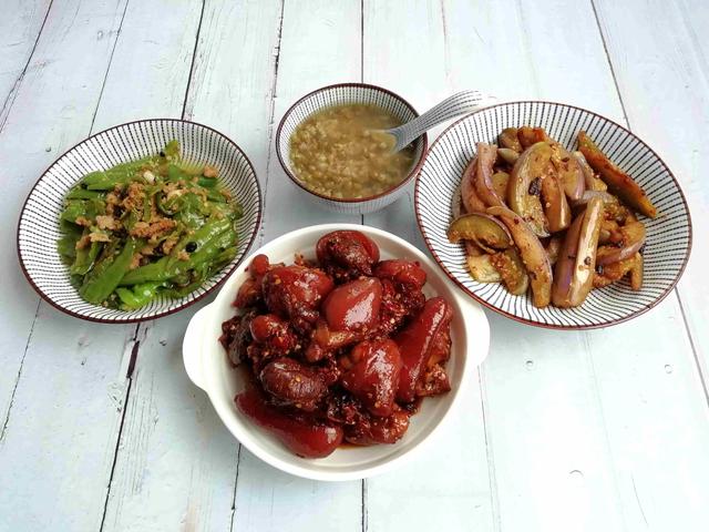 美食發(fā)朋友圈吸引人的句子第一次做豬肝湯怎么發(fā)朋友圈，一鍋湯怎么發(fā)朋友圈