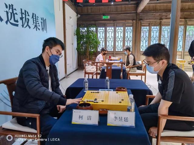 今天圍棋比賽直播視頻直播，新浪圍棋直播間在線直播視頻？