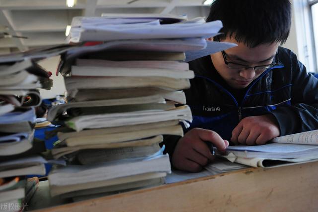 金融銷售工資一般是多少錢（金融銷售很賺錢嗎）
