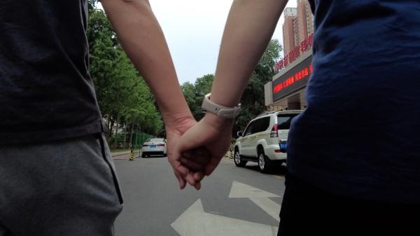 結(jié)婚一周年紀(jì)念日文案，結(jié)婚一周年紀(jì)念日文案朋友圈？