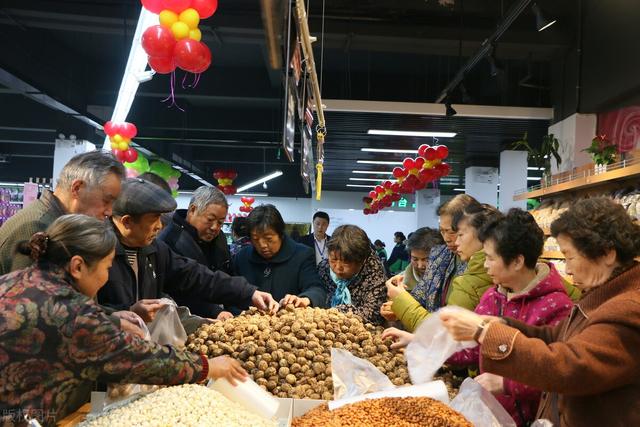 畢業(yè)大學(xué)生創(chuàng)業(yè)什么項(xiàng)目比較好找工作（畢業(yè)大學(xué)生創(chuàng)業(yè)什么項(xiàng)目比較好賺錢）