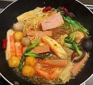 開麻辣燙店賺錢嗎，開麻辣燙店賺錢嗎？