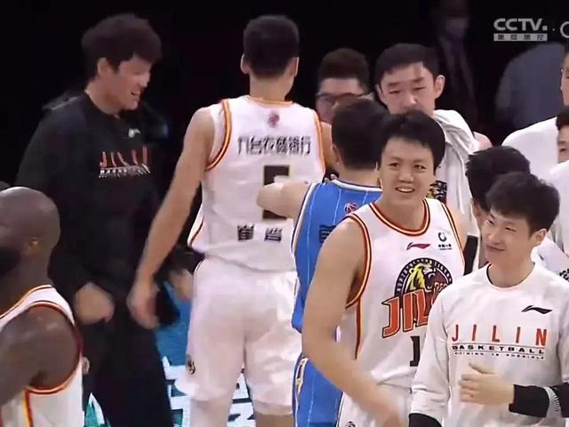 東北虎直播視頻大全高清，東北虎直播視頻大全集？