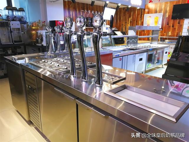 奶茶店需要多少錢（奶茶店成本）