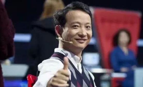 先帝創(chuàng)業(yè)未半而中道崩殂是什么文章，先帝創(chuàng)業(yè)未半而中道崩殂,今天下三分,益州疲弊翻譯朗讀