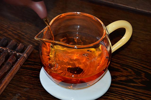 921老同興茶餅多少錢一塊（1912老同興茶餅價格）"