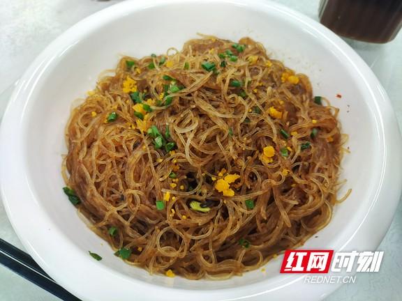 蟹黃粉絲的做法和配料，蟹黃粉絲的做法和配方？