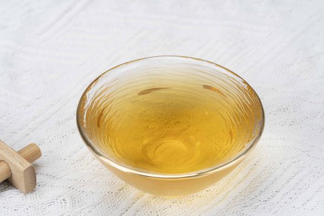 畢業(yè)季朋友圈配語(yǔ)短句_搞笑，畢業(yè)季朋友圈配文精選50句？