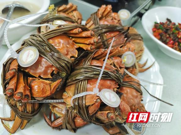 蟹黃粉絲的做法和配料，蟹黃粉絲的做法和配方？