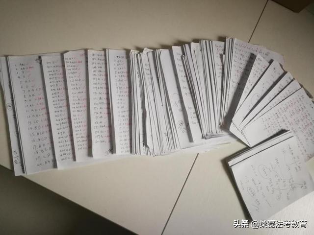 法考培訓(xùn)機(jī)構(gòu)怎么樣(司法考試培訓(xùn)機(jī)構(gòu)通過(guò)率高不_)