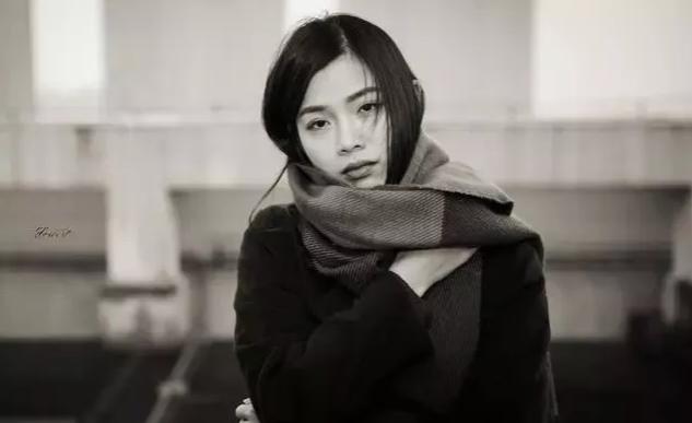 萬能的朋友圈求助的話怎么寫圖片，萬能的朋友圈圖片_求救？