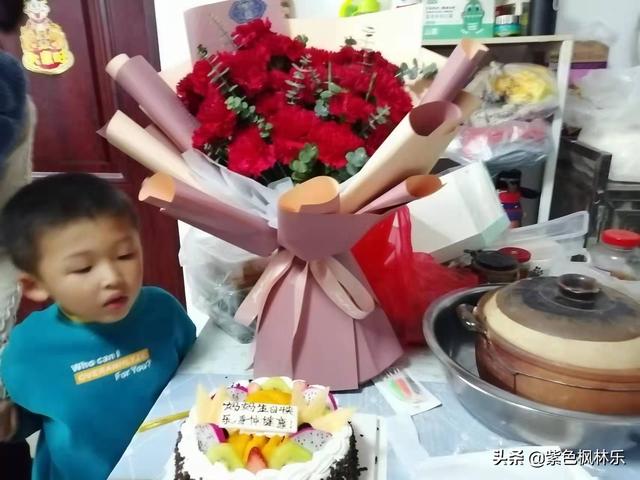 發(fā)朋友圈的生日祝福自己的文案（發(fā)朋友圈的生日祝福自己2021）