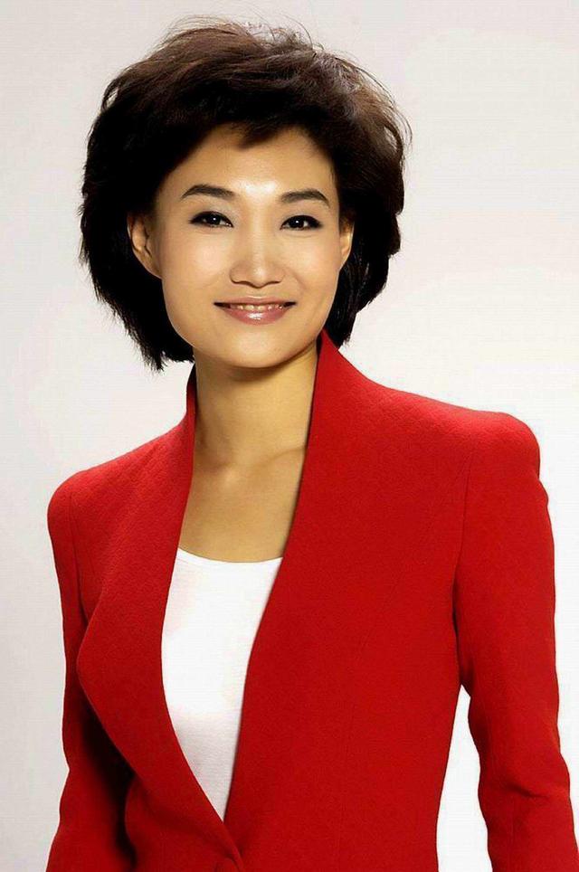 中央電視臺(tái)新聞直播間女主持人名單及照片，新聞直播間女主持人名單及照片2021