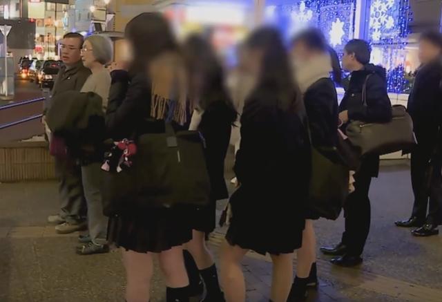 陪人聊天能賺錢的軟件，可以陪別人聊天賺錢的軟件下載？