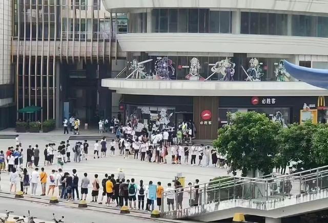 必勝客兼職價格，必勝客兼職一個月大概多少工時？