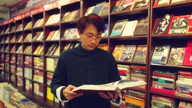 鄭氏始孔子鳥是始祖鳥嗎（鄭氏始孔子鳥是由什么到什么進(jìn)化的中間類型）